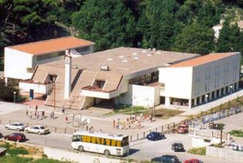 CEDIS kriv za „crkavanje“ klima u Odmaralištu Crvenog krsta CG u Sutomoru? CEDIS kriv za „crkavanje“ klima u Odmaralištu Crvenog krsta CG u Sutomoru?