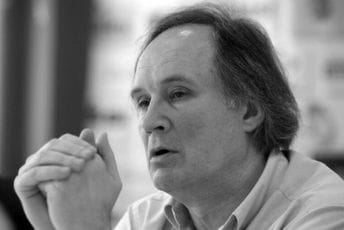 Preminuo Dragan Kapičić, čuveni jugoslovenski košarkaš Preminuo Dragan Kapičić, čuveni jugoslovenski košarkaš