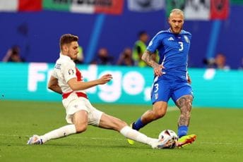 Hrvatska u 98. minutu ostala bez drugog mjesta: 'Azuri' su u osmini finala, 'vatrenima' ostaje minimalna šansa, Albanija ide kući