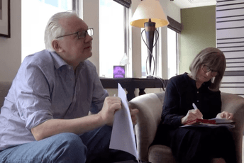 Džulijan Asanž pušten iz pritvora nakon što se nagodio sa SAD Džulijan Asanž pušten iz pritvora nakon što se nagodio sa SAD