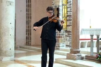 Simović nakon koncerta na Festivalu gudača: Ovo je potrebno ne samo Kotoru, već i cijeloj Crnoj Gori