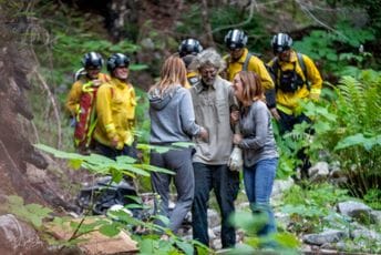 Kalifornija: Planinara pronašli nakon što je 10 dana bio izgubljen u šumi, smršao 13 kila, pratio ga planinski lav Kalifornija: Planinara pronašli nakon što je 10 dana bio izgubljen u šumi, smršao 13 kila, pratio ga planinski lav