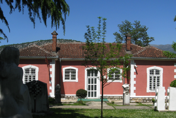 Danilovgrad: Rekonstrukcija poslovne zgrade Umjetničke kolonije još nije završena Danilovgrad: Rekonstrukcija poslovne zgrade Umjetničke kolonije još nije završena