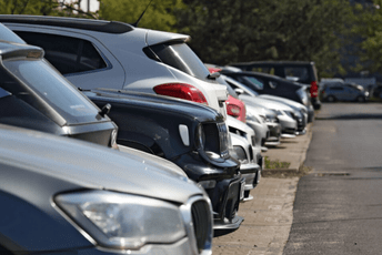 Licitacije Ministarstva odbrane: Stara vozila prodata za 41.000 eura, osam auta ide na deponiju