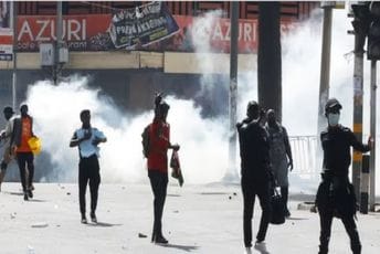 Najmanje 13 ljudi poginulo u Keniji tokom antivladinih demonstracija Najmanje 13 ljudi poginulo u Keniji tokom antivladinih demonstracija