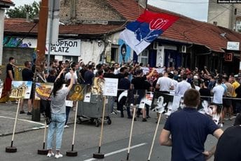 Otkazan festival „Mirdita, dobar dan“, desničari i dalje ispred Dorćol Placa