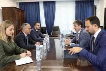 Marković sa Gerašimenkom: Nastaviti sa koordinisanom podrškom Ukrajini Marković sa Gerašimenkom: Nastaviti sa koordinisanom podrškom Ukrajini