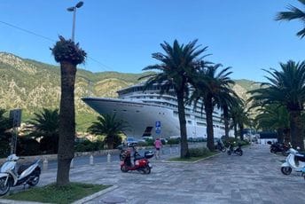 U Luci Kotor danas četiri kruzera sa skoro 4000 putnika