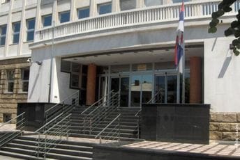 Zbog ranjavanja žandarma ispred izraelske ambasade u Beogradu: Određen pritvor osumnjičenom za terorističko udruživanje