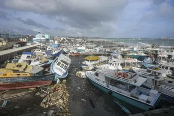 Uragan Beril odnio najmanje sedam života, krenuo ka Jamajci i Kajmanskim ostrvima