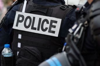 Francuska: U nedjelju veče na ulicama će biti 30.000 policajaca, strahuje se od sukoba desničara i ljevičara