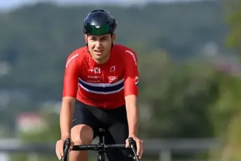 Tragedija na trci u Austriji: Norveški biciklista poginuo nakon pada tokom teškog uspona Tragedija na trci u Austriji: Norveški biciklista poginuo nakon pada tokom teškog uspona