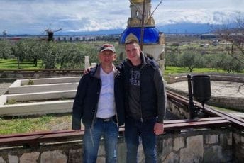 Knežević uz Vučiće: Škoro, što se odlaska na Kosovo tiče - bili smo i bićemo skoro Knežević uz Vučiće: Škoro, što se odlaska na Kosovo tiče - bili smo i bićemo skoro