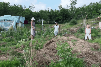 Porodica Hoting Holandiju zamijenila Grahovom: Zaljubili smo se u ovo mjesto Porodica Hoting Holandiju zamijenila Grahovom: Zaljubili smo se u ovo mjesto