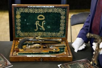 Napoleonovi pištolji prodati na akuciji za 1,69 miliona eura