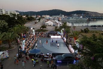 (FOTO) Održan 3x3 Bar Open 2k24: Sportski spektakl u gradu pod Rumijom okupio ljubitelje basketa (FOTO) Održan 3x3 Bar Open 2k24: Sportski spektakl u gradu pod Rumijom okupio ljubitelje basketa