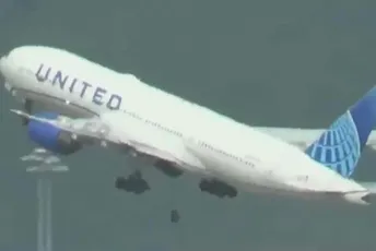 Boingu otpao točak nakon polijetanja (VIDEO) Boingu otpao točak nakon polijetanja (VIDEO)