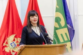 Brajović: Možda bi Mandić da izgradi 'ljepšu i stariju' kapelu Brajović: Možda bi Mandić da izgradi 'ljepšu i stariju' kapelu