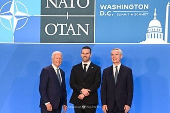 Pogledajte kako je na Samitu NATO-a; Spajić: Crna Gora ostaje pouzdan saveznik (FOTO) Pogledajte kako je na Samitu NATO-a; Spajić: Crna Gora ostaje pouzdan saveznik (FOTO)