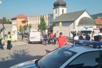 Nije došlo do rušenja u Pljevljima: Vlasnik se zatvorio u objekat i prijetio da će se zapaliti Nije došlo do rušenja u Pljevljima: Vlasnik se zatvorio u objekat i prijetio da će se zapaliti