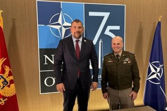 Krapović: Crna Gora u potpunosti posvećena jačanju NATO alijanse Krapović: Crna Gora u potpunosti posvećena jačanju NATO alijanse