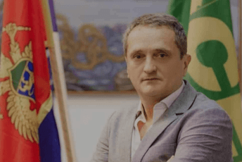 Savić: 13. jul dva puta ispisan zlatnim slovima u istoriji Crne Gore Savić: 13. jul dva puta ispisan zlatnim slovima u istoriji Crne Gore