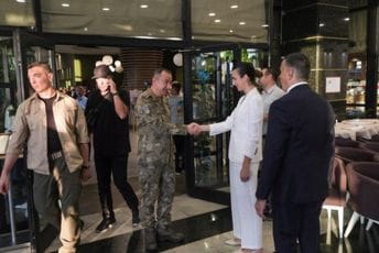 Dan državnosti Crne Gore obilježen na Kosovu: Obostrana posvećenost daljem pospješivanju bilateralne saradnje Dan državnosti Crne Gore obilježen na Kosovu: Obostrana posvećenost daljem pospješivanju bilateralne saradnje