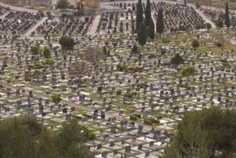 Podgorica: Slobodna grobna mjesta jedino na Novom groblju na Ćemovskom polju Podgorica: Slobodna grobna mjesta jedino na Novom groblju na Ćemovskom polju