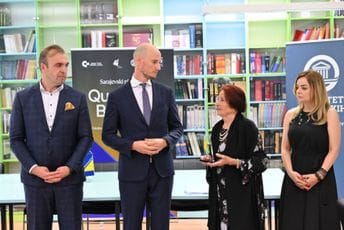 CGO i ADD: Nečuveni napadi zvaničnog Beograda na Muniru Subašić potvrđuju ko je faktor nestabilnosti u regionu Dodjela nagrade Sarajevskog plenuma Majkama Srebrenice početkom juna, a koju je u ime tog udruženja primila Kada Hotić.