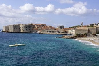 Rekord u Hrvatskoj: U Dubrovniku temperatura mora 29,7 stepeni celzijusovih Rekord u Hrvatskoj: U Dubrovniku temperatura mora 29,7 stepeni celzijusovih