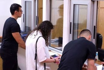 Ni dvojku nije moglo dobiti 147 odlikaša Ni dvojku nije moglo dobiti 147 odlikaša