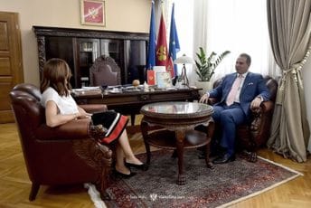 Popa: Crna Gora ostvarila istorijski uspjeh i ušla u završnu fazu pregovora s Evropskom unijom Popa: Crna Gora ostvarila istorijski uspjeh i ušla u završnu fazu pregovora s Evropskom unijom