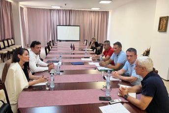 Predstavnici FZO posjetili Institut Igalo: Razmatrani planovi restruktuiranja i podizanja kapaciteta Predstavnici FZO posjetili Institut Igalo: Razmatrani planovi restruktuiranja i podizanja kapaciteta