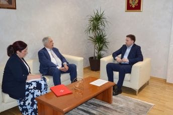 Šimun: Vlada Crne Gore radi na sanaciji i restauraciji Instituta Igalo, za šta će biti angažovani eksperti za tu oblast Šimun: Vlada Crne Gore radi na sanaciji i restauraciji Instituta Igalo, za šta će biti angažovani eksperti za tu oblast