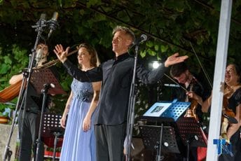Na Gospi od Milosti veče koje piše istoriju: Mare Nostrum izveo “Planetarijum don Krsta Ivanovića”