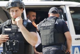 Svjedok: Čamgoz na štaci kod mene došao sa lažnim pasošem Svjedok: Čamgoz na štaci kod mene došao sa lažnim pasošem