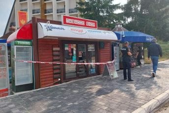 Žabljak: Obijen kiosk u centru grada Žabljak: Obijen kiosk u centru grada
