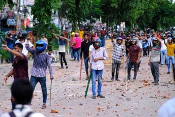 Policija u Bangladešu pucala u demonstrante Policija u Bangladešu pucala u demonstrante