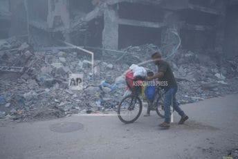 U napadima na Kan Junis ubijena najmanje 81 osoba U napadima na Kan Junis ubijena najmanje 81 osoba