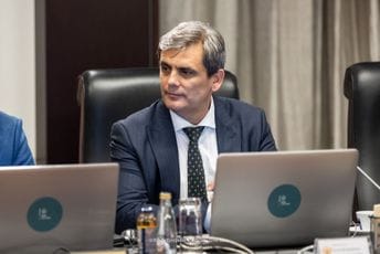 BS: Ibrahimović u sporazumu sa Spajićem definisao je projekte koji će biti prioritet Vlade u narednom periodu BS: Ibrahimović u sporazumu sa Spajićem definisao je projekte koji će biti prioritet Vlade u narednom periodu