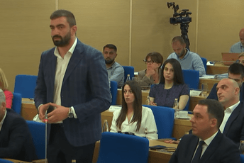 Klikovac: Sekretar za finansije falisifikuje podatak o planu budžeta za ugovore o djelu