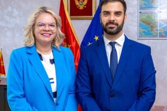 Vukićević preuzela dužnost od Radulovića Vukićević preuzela dužnost od Radulovića