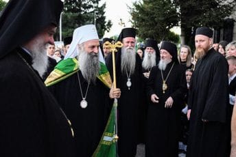 Porfirije o zločinu u Velici: Okupator od naših komšija muslimana osnovao miliciju, na najmonstruozniji način ubijena 564 pravoslavna života
