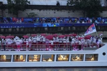 (VIDEO) Olimpijci iz Srbije u Parizu pjevali o srpskom Prizrenu i Rumiji (VIDEO) Olimpijci iz Srbije u Parizu pjevali o srpskom Prizrenu i Rumiji