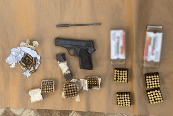 U Tivtu uhapšen osumnjičeni za nasilje u porodici, policija pronašla pištolj i municiju U Tivtu uhapšen osumnjičeni za nasilje u porodici, policija pronašla pištolj i municiju