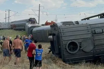 U sudaru u Rusiji čak 140 povrijeđenih U sudaru u Rusiji čak 140 povrijeđenih