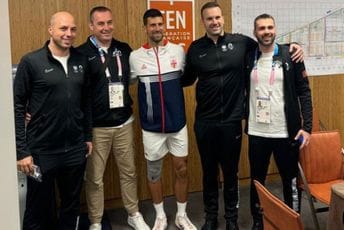 Šćekić sa Đokovićem: Zahvalni što je izabrao Crnu Goru kao destinaciju za pripreme Šćekić sa Đokovićem: Zahvalni što je izabrao Crnu Goru kao destinaciju za pripreme