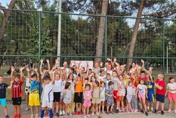 Mugoša: Kroz akciju 'I drvo je lijek' istakli smo da zdravlje ne može biti potpuno bez harmonije sa prirodom Mugoša: Kroz akciju 'I drvo je lijek' istakli smo da zdravlje ne može biti potpuno bez harmonije sa prirodom