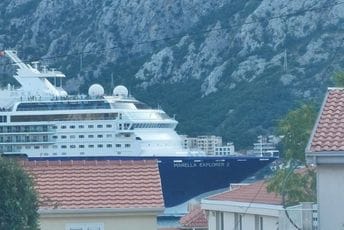 Kruzer “Mein Schiff 6” uplovio je jutros iz Dubrovnika sa 2.777 putnika Kruzer “Mein Schiff 6” uplovio je jutros iz Dubrovnika sa 2.777 putnika
