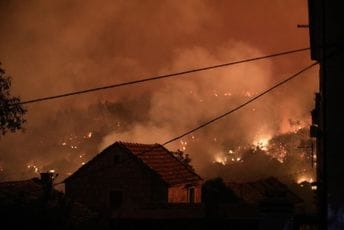 Blečić: Dogodio se incident u zaseoku Lipa, mještani provocirali vatrogasce dok su gasili požar Ilustracija